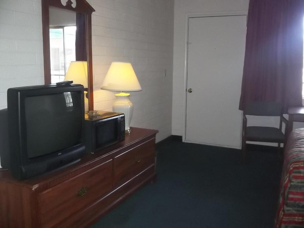 Travel Inn Flagstaff سارية العلم الغرفة الصورة