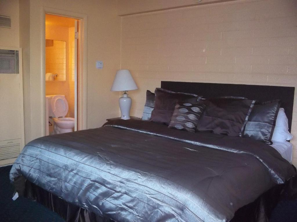 Travel Inn Flagstaff سارية العلم الغرفة الصورة