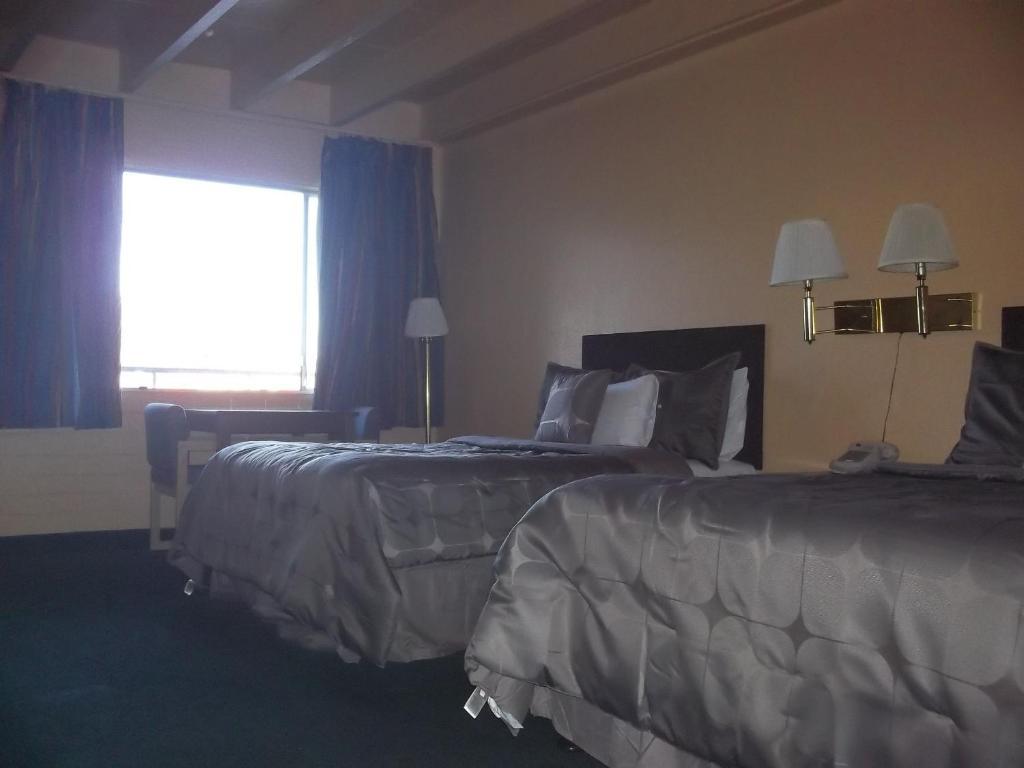 Travel Inn Flagstaff سارية العلم الغرفة الصورة