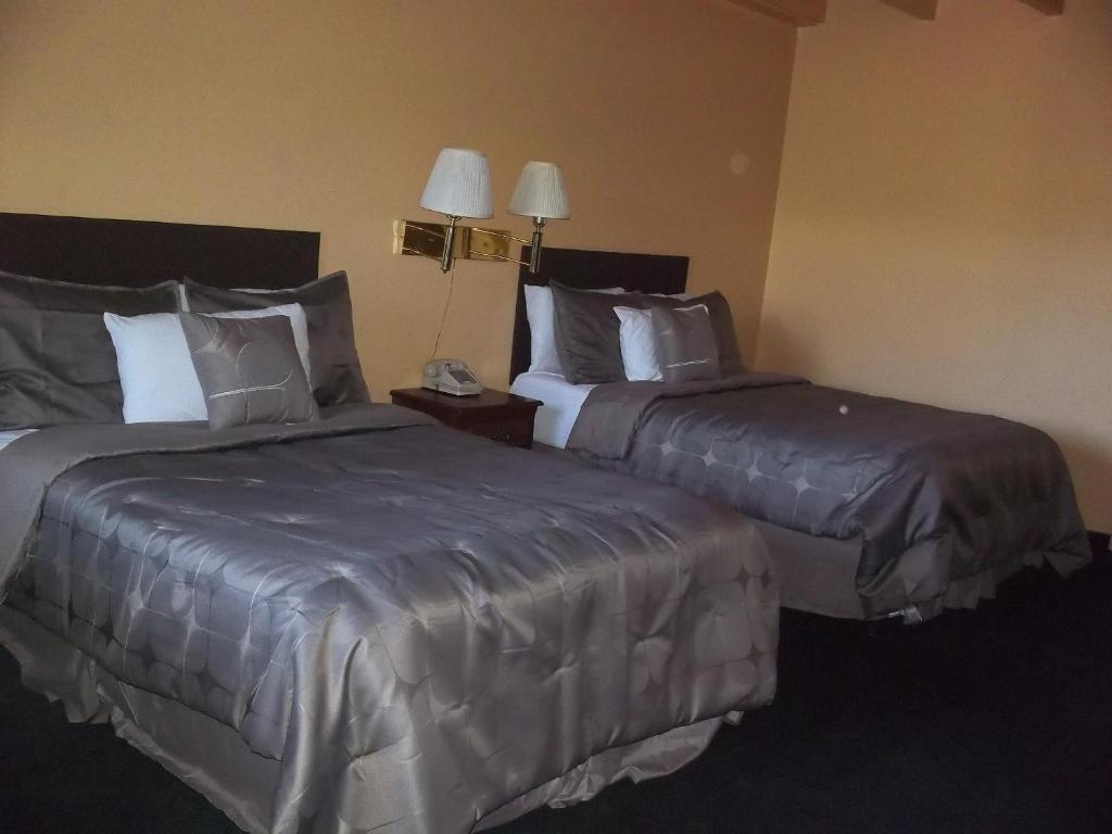 Travel Inn Flagstaff سارية العلم الغرفة الصورة