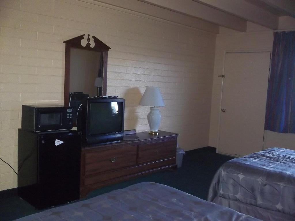 Travel Inn Flagstaff سارية العلم المظهر الخارجي الصورة